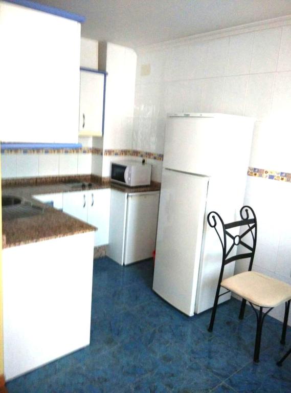 Kuchyň nebo kuchyňský kout v ubytování Apartamentos Azahar