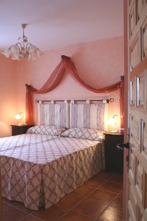 Cama o camas de una habitación en Casa Rural Valle Esgueva