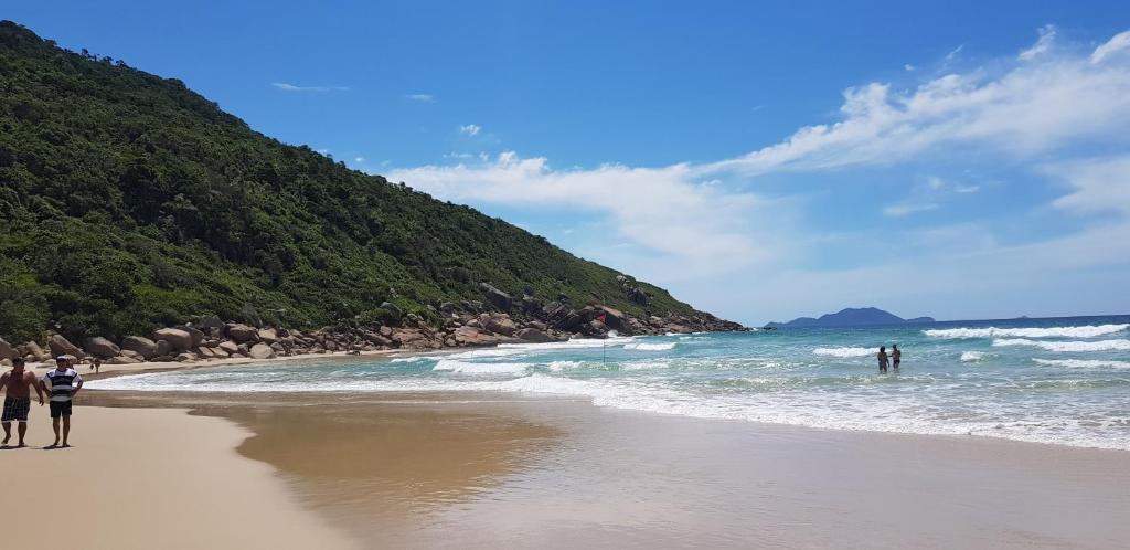  Apto de 02 qtos no Ingleses - Florianopolis - SC