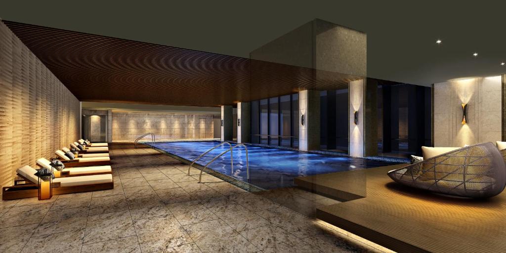 Bazén v ubytování Jeurong Hotel Shanghai nebo v jeho okolí