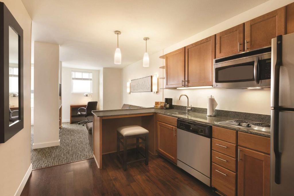 Hyatt House Denver Airport - Suite Estudio Con Vistas A La Montaña