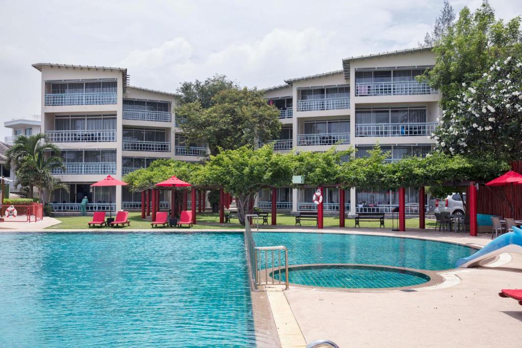 Chom View Hotel, Hua Hin - Resim 14