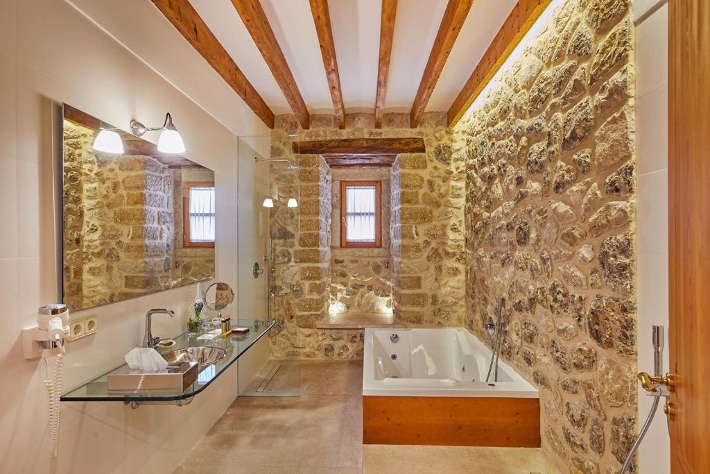Un baño de Cas Comte Suites & Spa - Adults Only