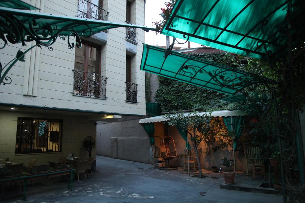 Budova, kde se hotel nachází