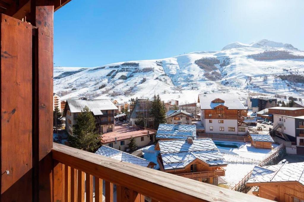 Nespecifikovaný výhled na hory nebo výhled na hory při pohledu z apartmánu