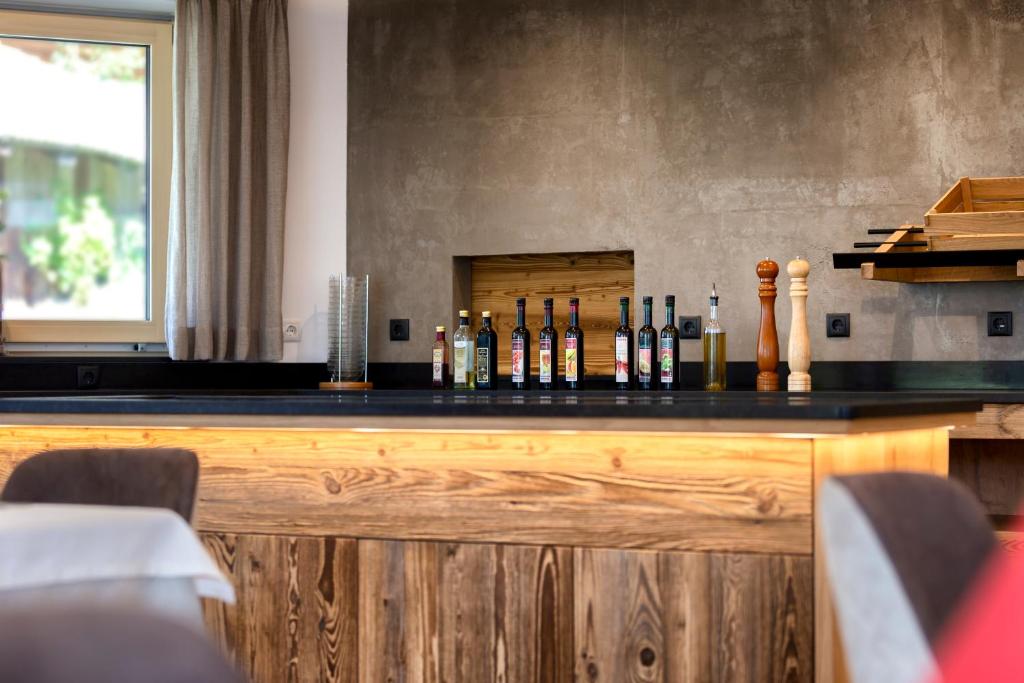 Hotel Kronhof italokat is kínál