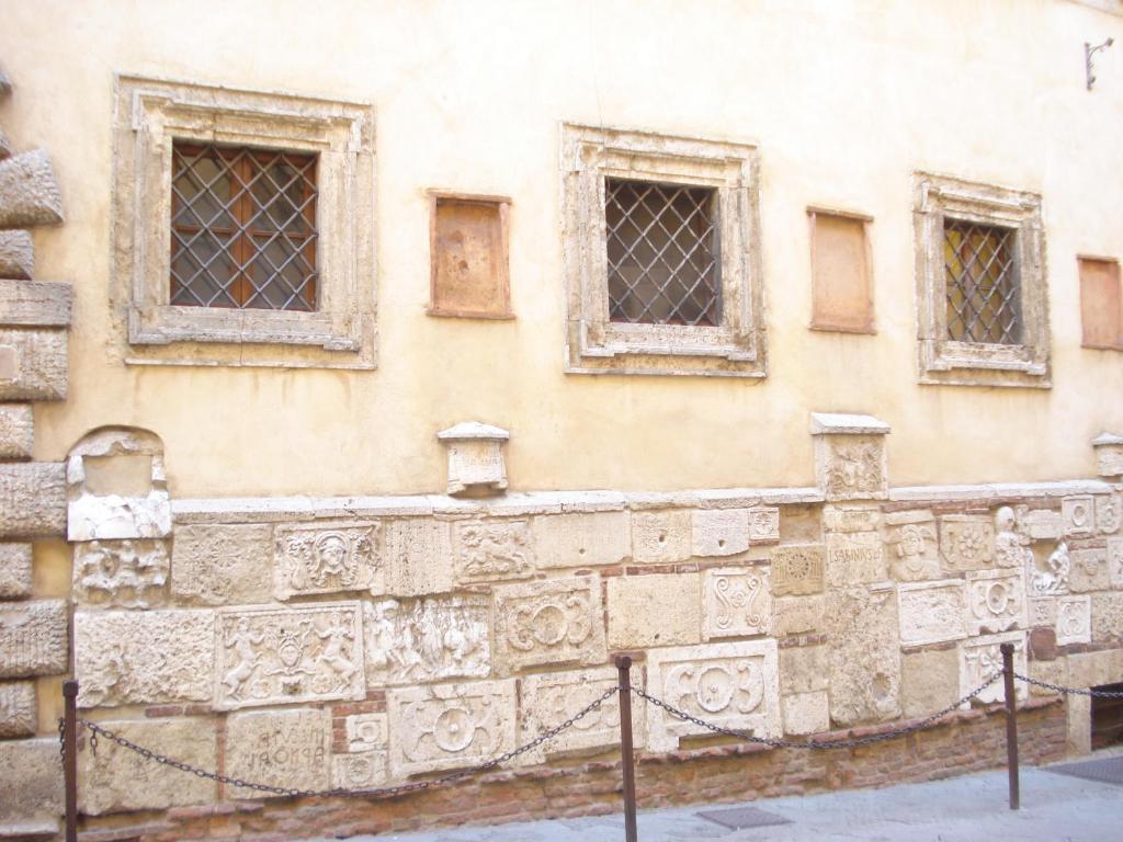 Zdjęcie z galerii obiektu Appartamento in Palazzo Bucelli w mieście Montepulciano