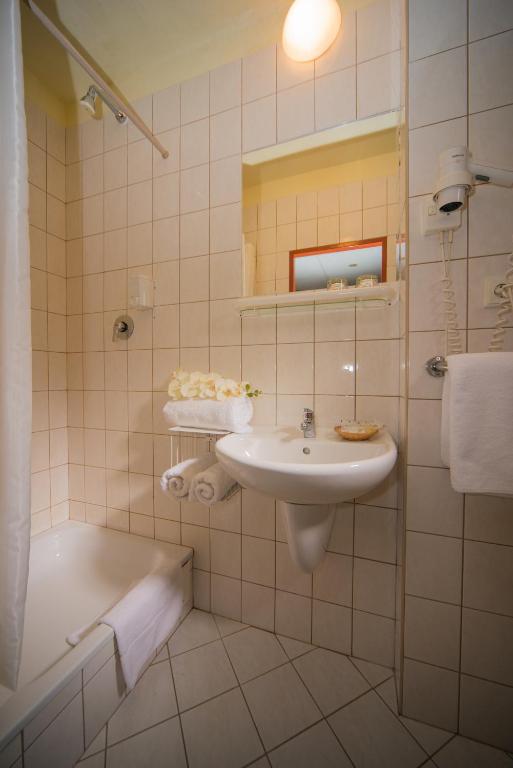 TOP HOTEL Praha - Resim 28