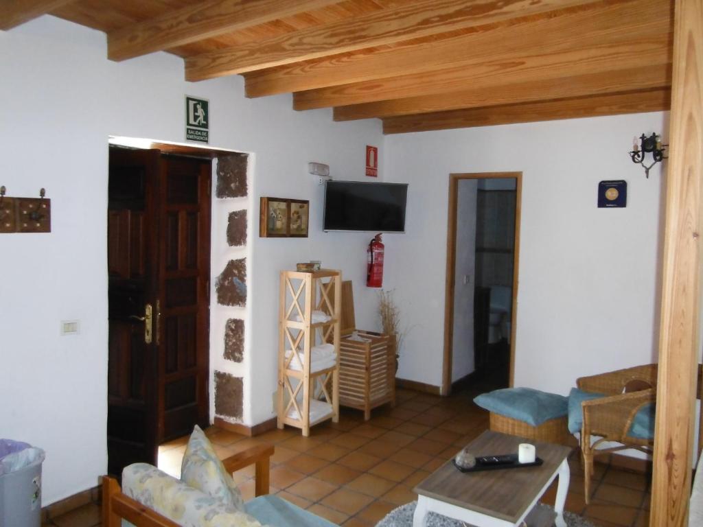 TV a/nebo společenská místnost v ubytování Casa los Abuelos