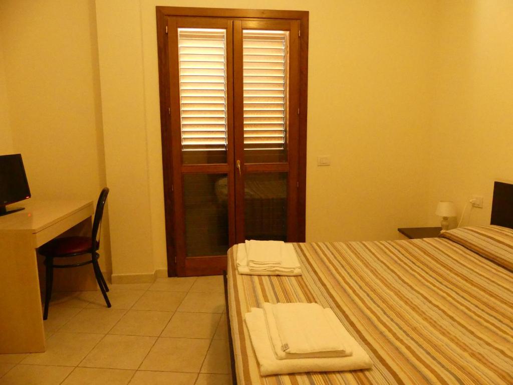 BEB 2000 - Chambre Double Ou Lits Jumeaux