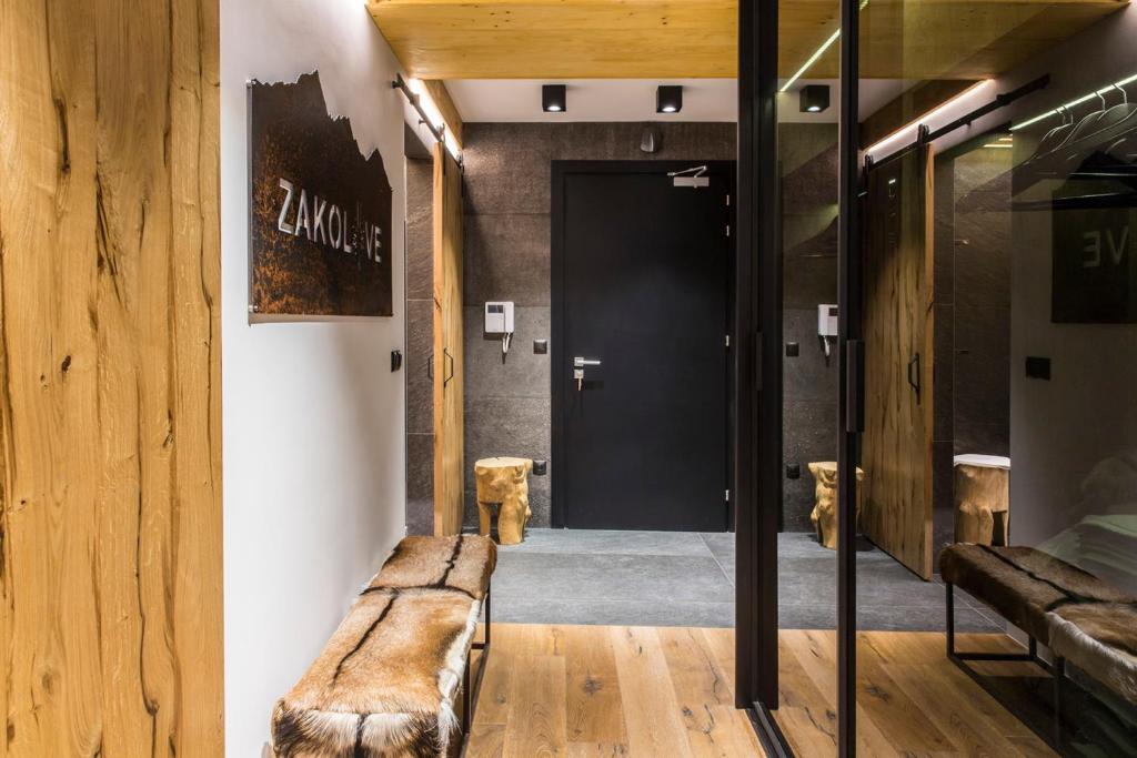 Kúpeľňa v ubytovaní Apartament ZAKOLOVE pod Skocznią - Sauna , Jaccuzi , piękny taras
