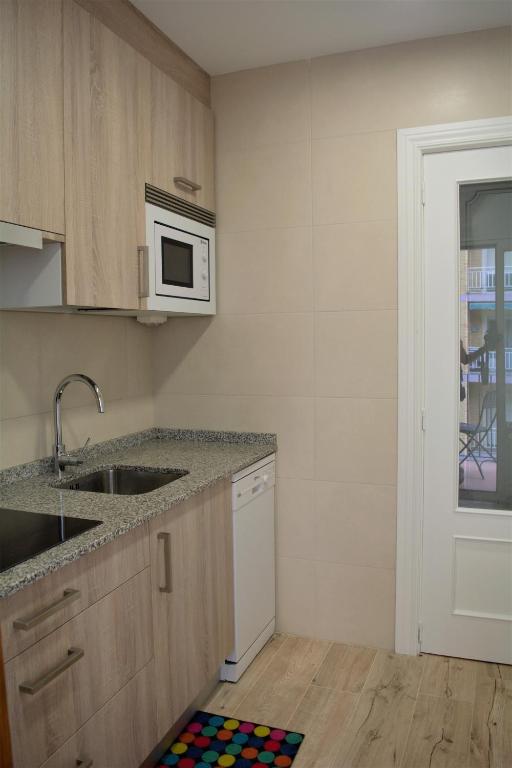Kuchyň nebo kuchyňský kout v ubytování B&B LOS LLANOS