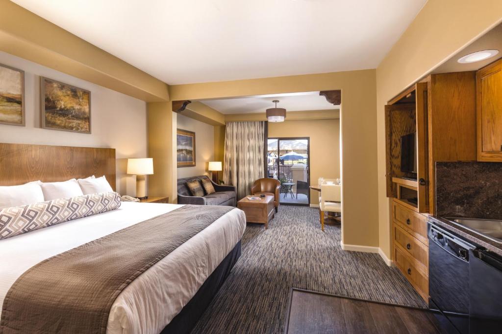 The Legacy Golf Resort - 