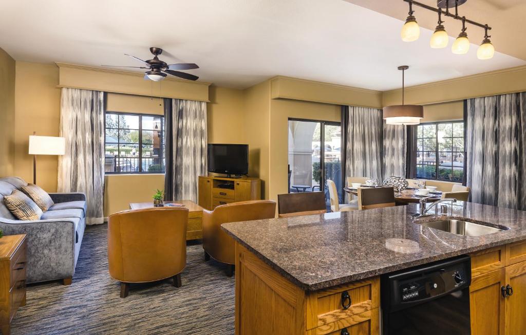 The Legacy Golf Resort - 