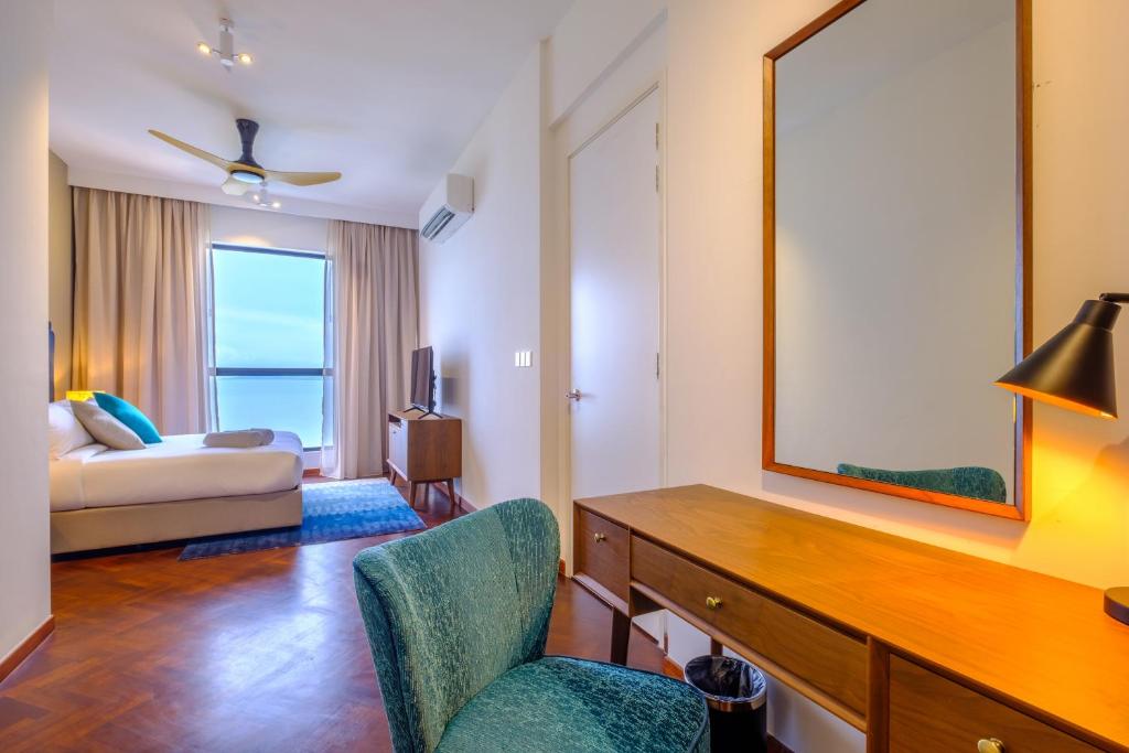Postel nebo postele na pokoji v ubytování Tanjung Point Residences