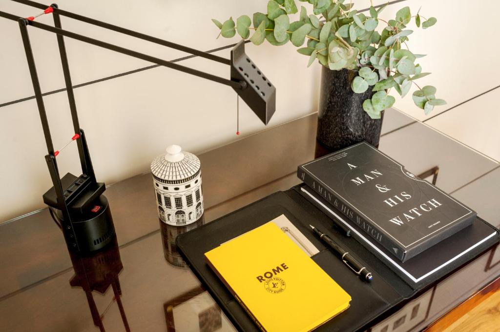 Crossing Condotti - 19