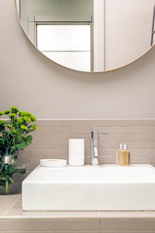 Crossing Condotti - 14