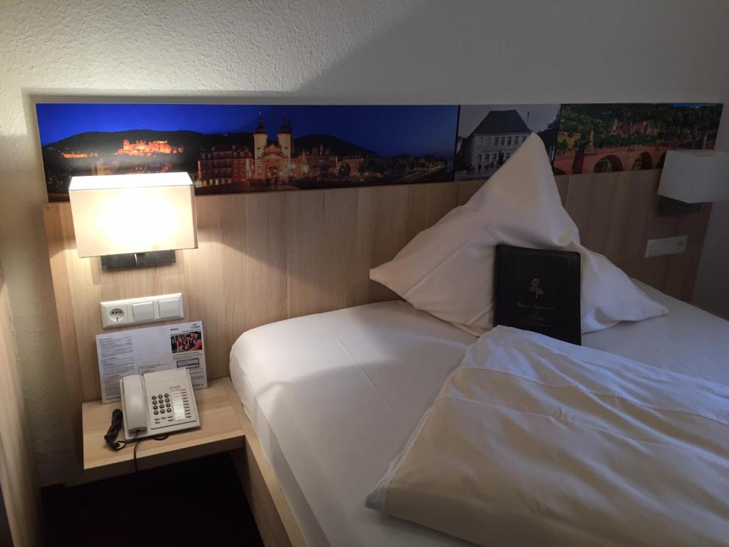 Hotel Rose Heidelberg inklusive Frühstück, Saunanutzung und Parkplätze nach Verfügbarkeit - Resim 12