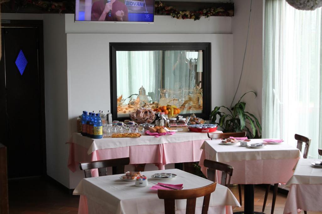 Napoje w obiekcie Hotel O'Scugnizzo 2
