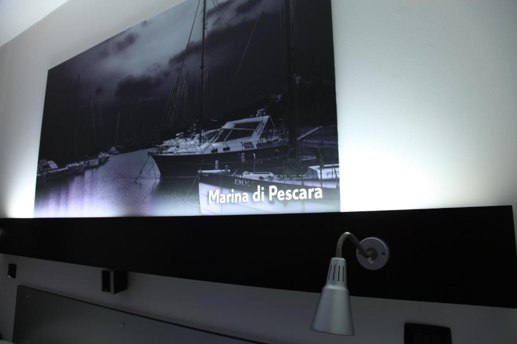 TV a/nebo společenská místnost v ubytování Bella Pescara B&B