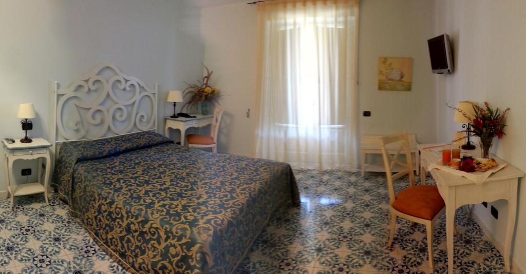 Hotel Bougainville - 1