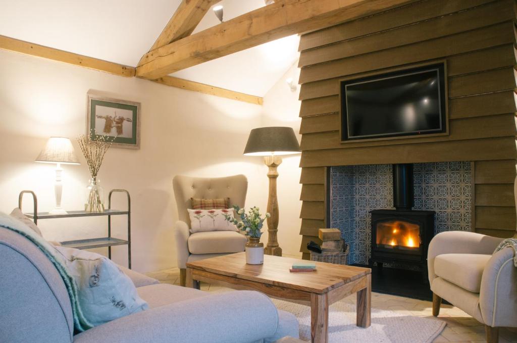 Retreat East - 