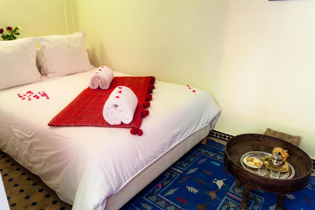 Postel nebo postele na pokoji v ubytování Riad Chams Marrakech