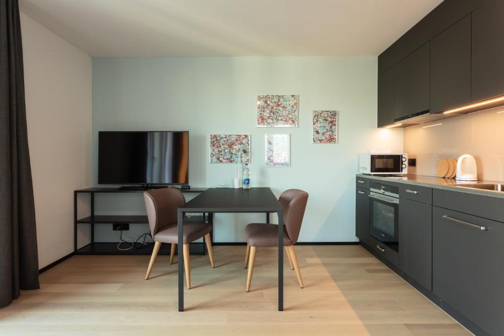 EMA House Serviced Apartments Superior Downtown - 