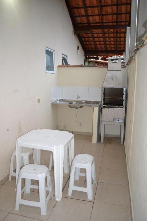  Casa Condominio 250M Praia Maranduba Wifi Churrasqueira