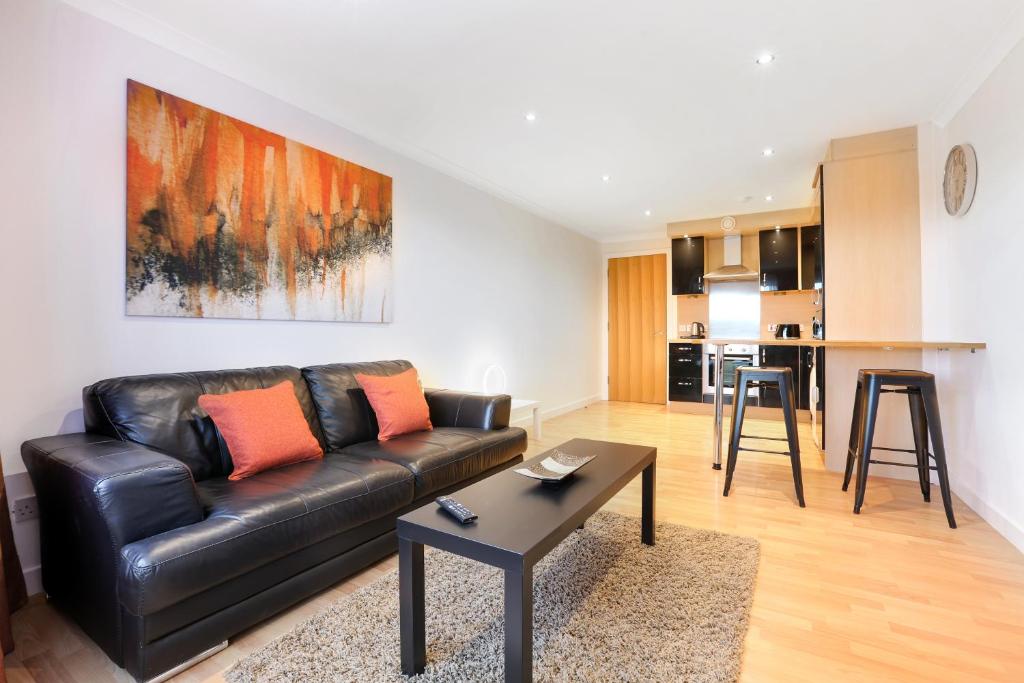 Vkm Apartments - Two-Bedroom Apartment
