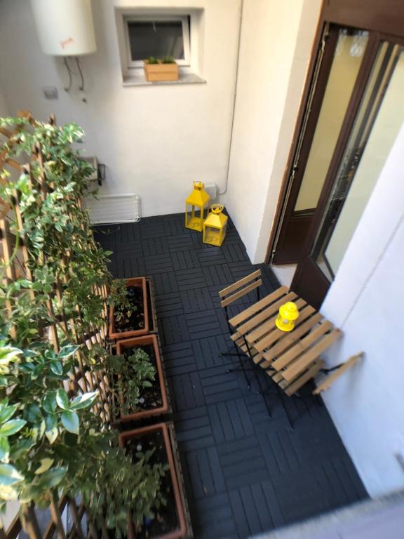 A garden outside Catania Sun&Sea - Sun Home