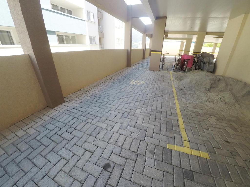  A083 - Recanto do Cardeal Apto 2 quarto - Bombas