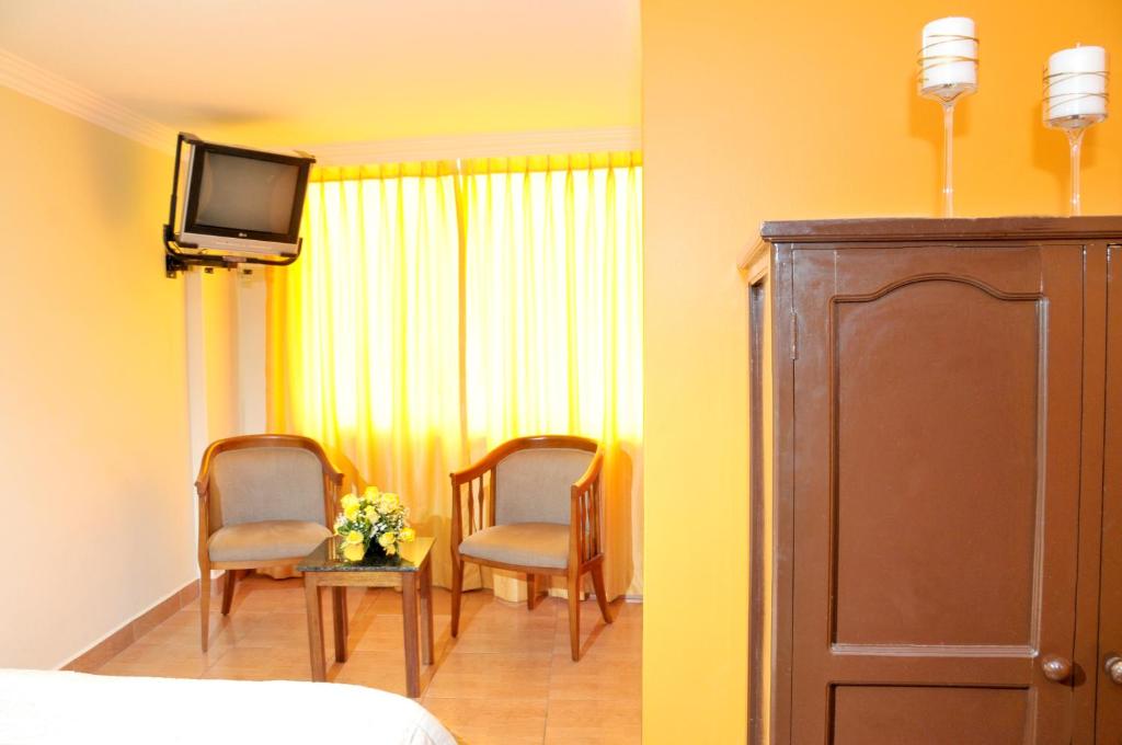 TV a/nebo společenská místnost v ubytování Hotel Margarita 2
