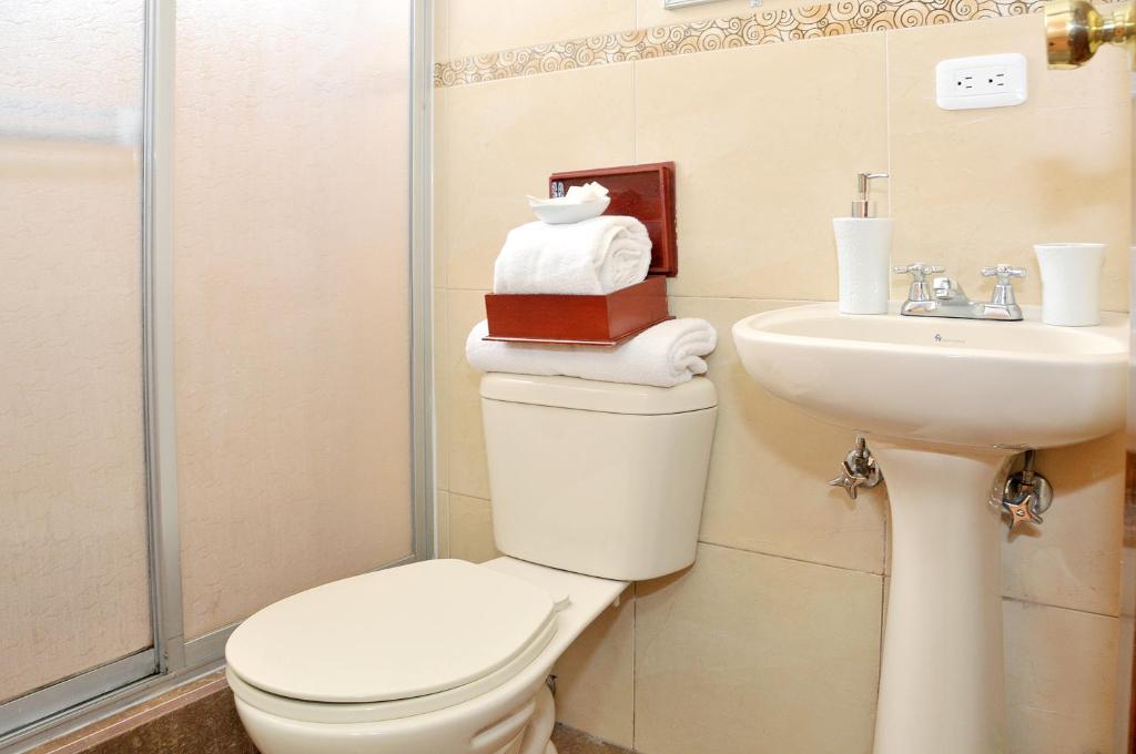 Koupelna v ubytování Hotel Margarita 2