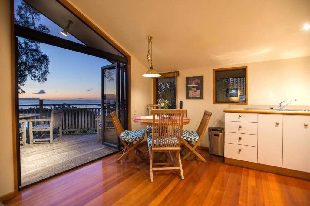 The Wheelhouse Inn - Resim 25