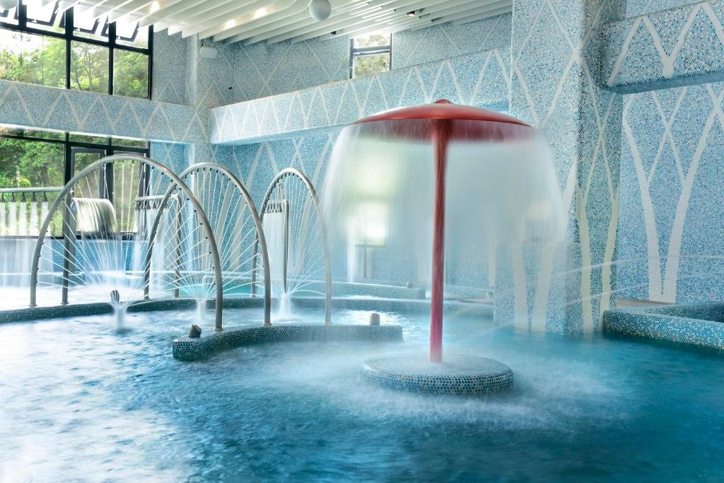 Bazén v ubytování Hotel Valletta nebo v jeho okolí