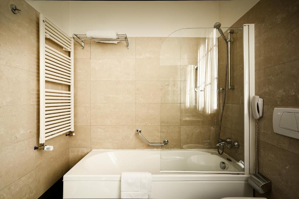 Meditur Hotel Bologna - Executive Double Room