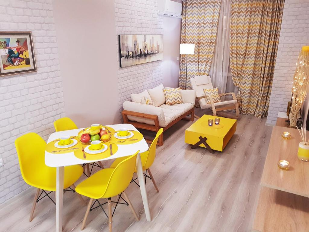 Best Guest Apartments - Two-Bedroom Apartment