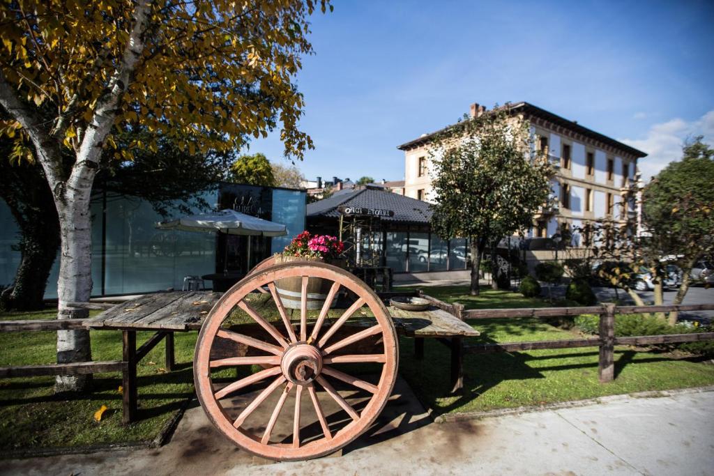 Budova, kde se hotel nachází
