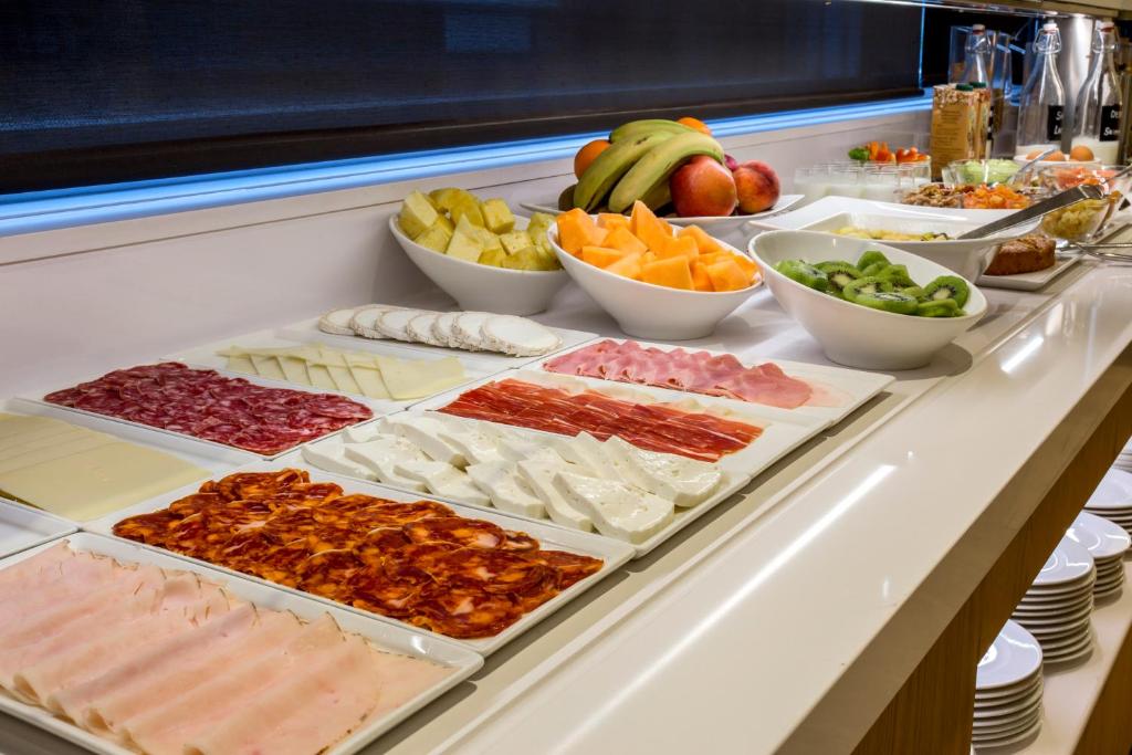 Catalonia Giralda - Resim 20