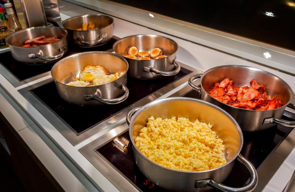 Catalonia Giralda - Resim 21