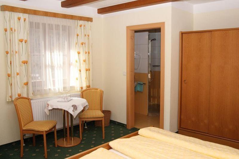 Postel nebo postele na pokoji v ubytování Haus Hirschpoint