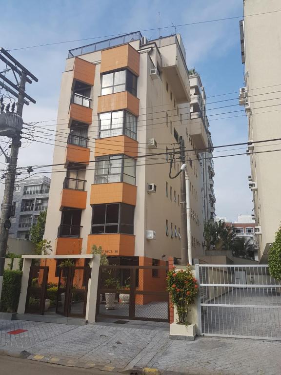  Apartamento Guarujá Enseada