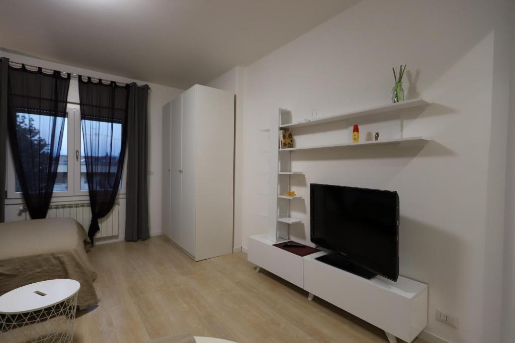 TV a/nebo společenská místnost v ubytování Aliska's home