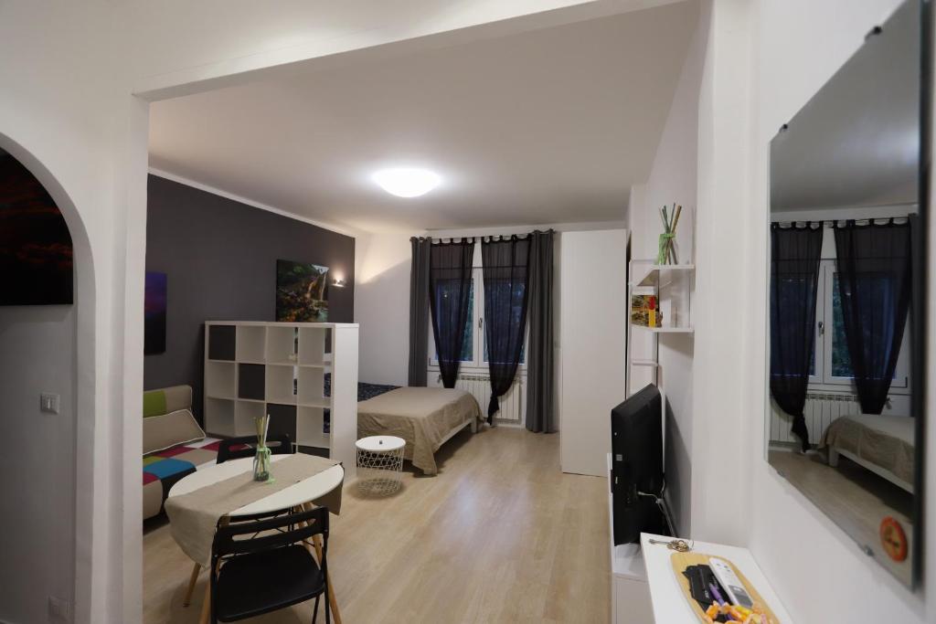 TV a/nebo společenská místnost v ubytování Aliska's home