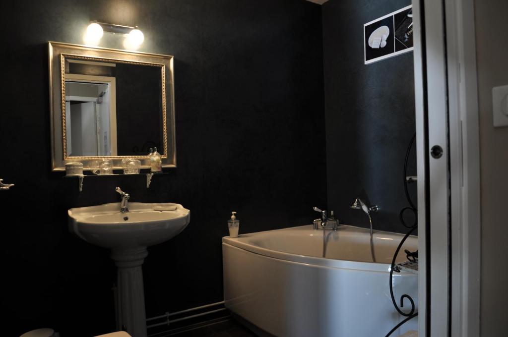Le Mas Des Bories - Grand Perigueux - Junior Suite