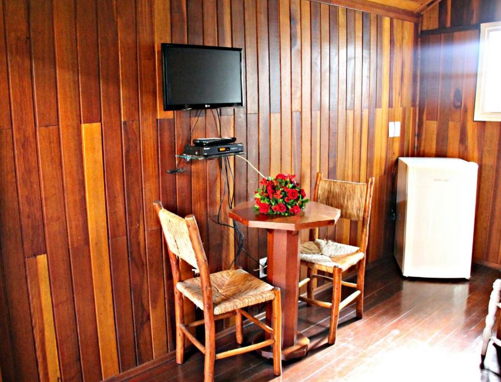 Pousada Casa Amarela