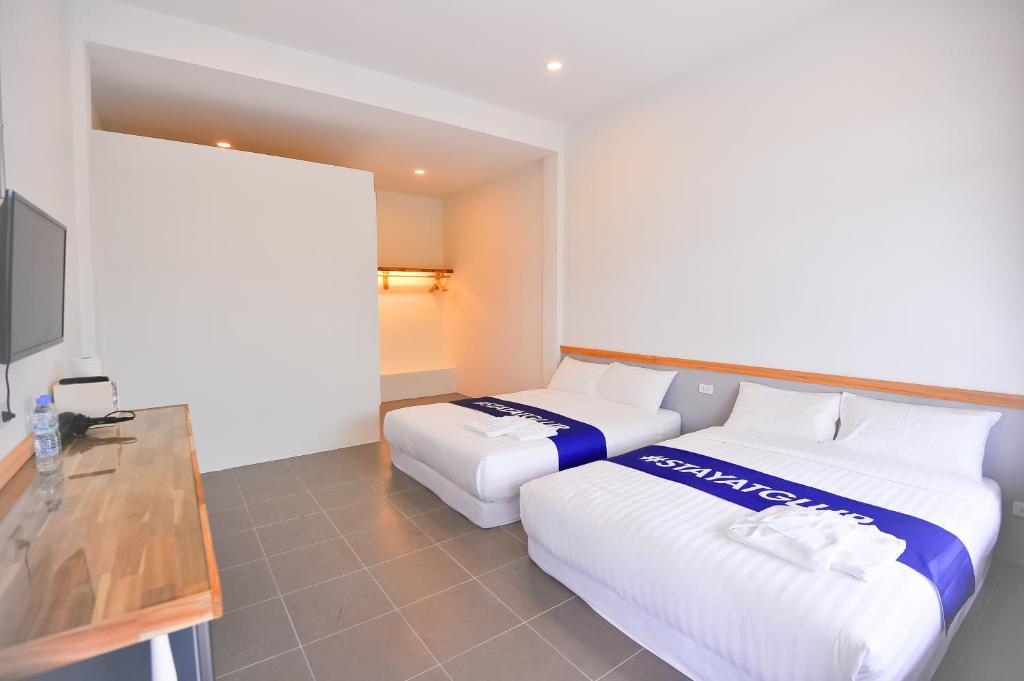 Glur Phuket Patong Beach - Resim 45