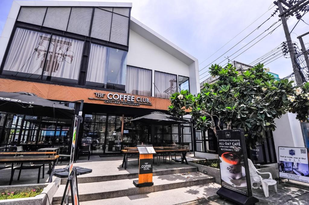 Glur Phuket Patong Beach - Resim 14