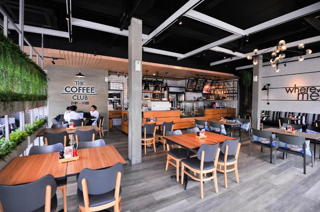 Glur Phuket Patong Beach - Resim 35